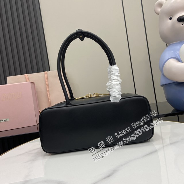 MIU MIU專櫃繆繆最新款Beau手袋原廠皮手提肩背包 jh2745型號：5BB173